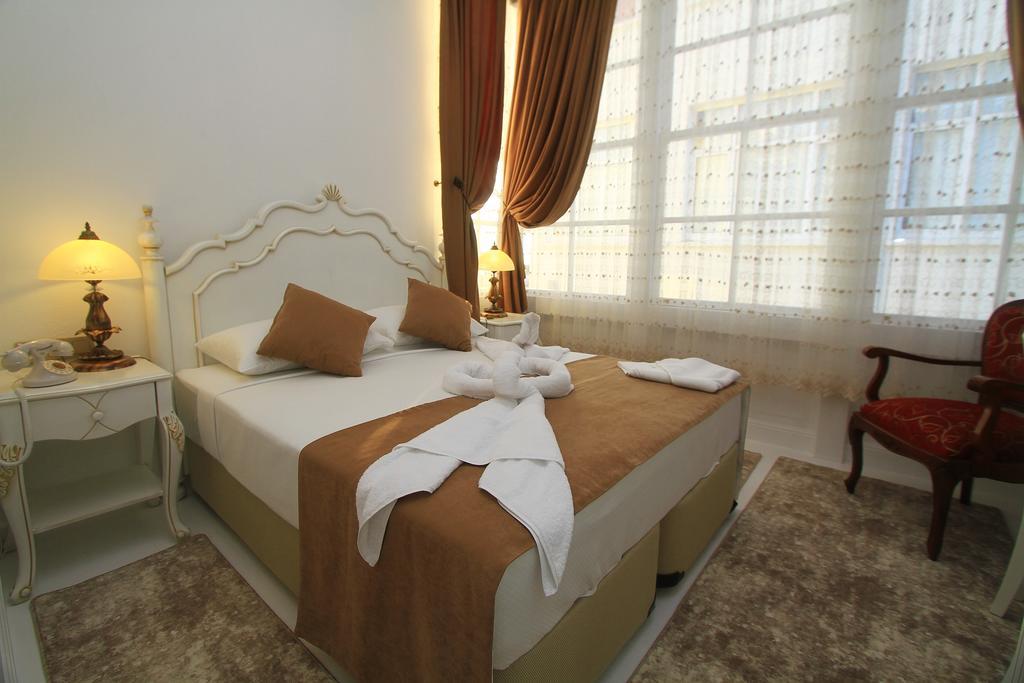 Dantela Butik Hotel Çeşme Cameră foto